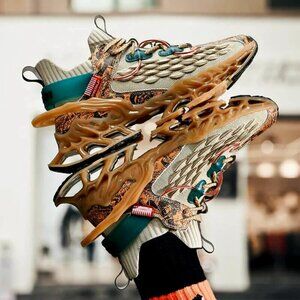 Soberblay Futuristic Sculpted Chunky Athletic Shoe Sporty Athleisure NWOT